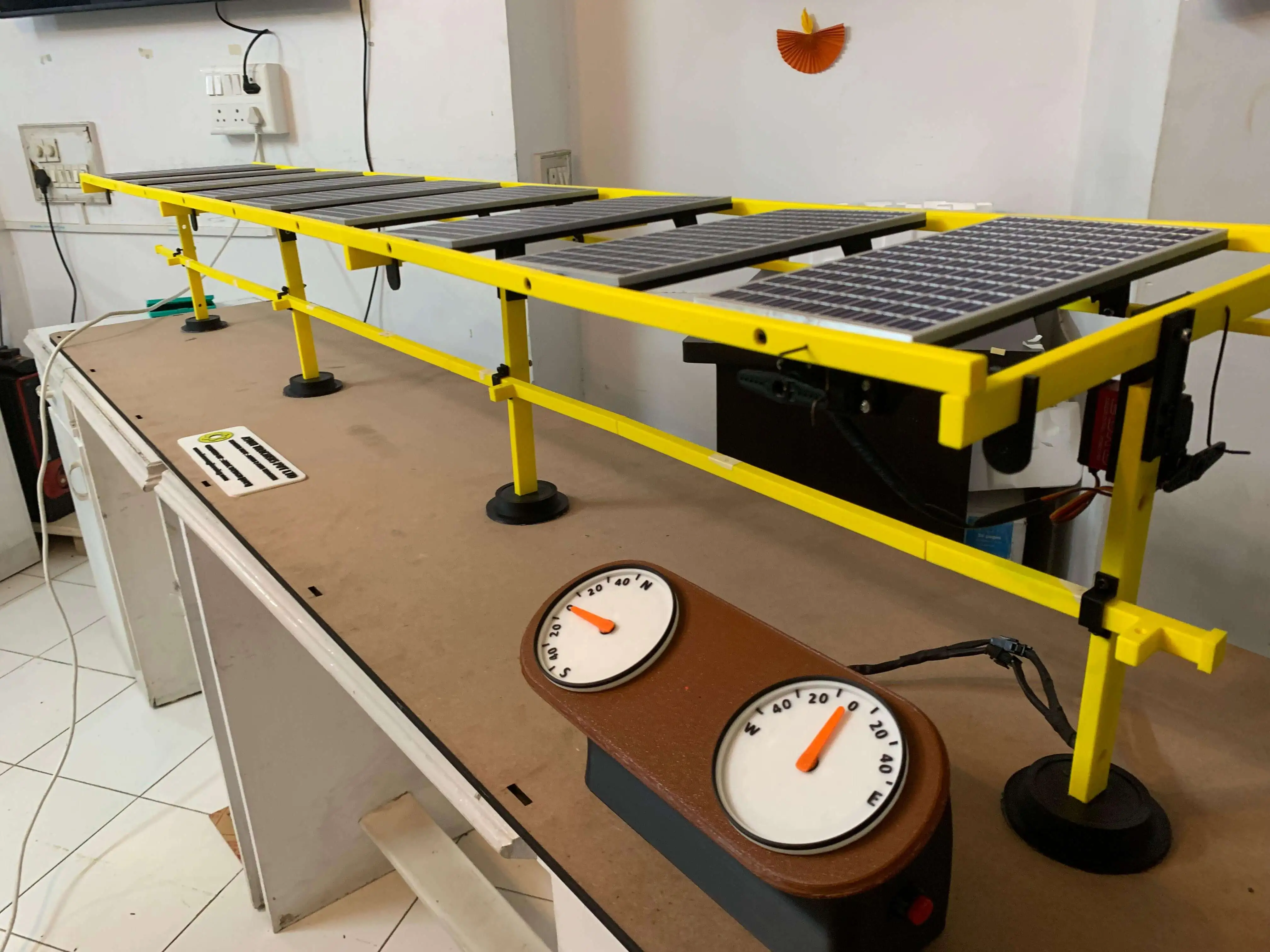 ASUN SOLAR TRACKER MINIATURE MODEL